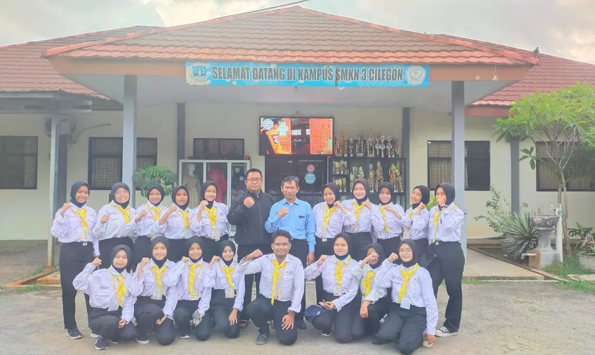 Pemberangkatan PMR SMN 3 Cilegon Ke Lomba YPAC se PROV. Banten